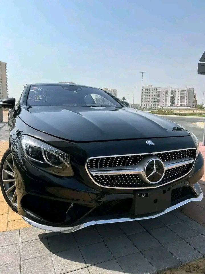 Mercedes Benz S550
