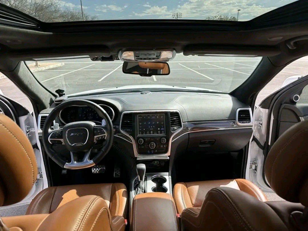 2016 Jeep Grand Cherokee SRT