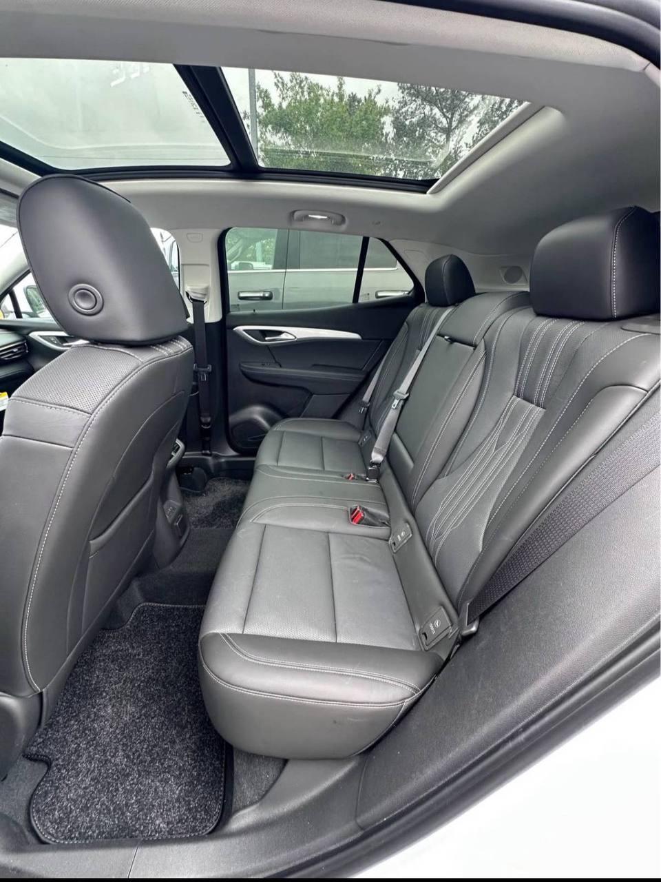 2024 Buick Envision • Avenir Sport Utility 4D