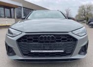 Audi A4 Avant 30 TDI S-line / 136 hp /