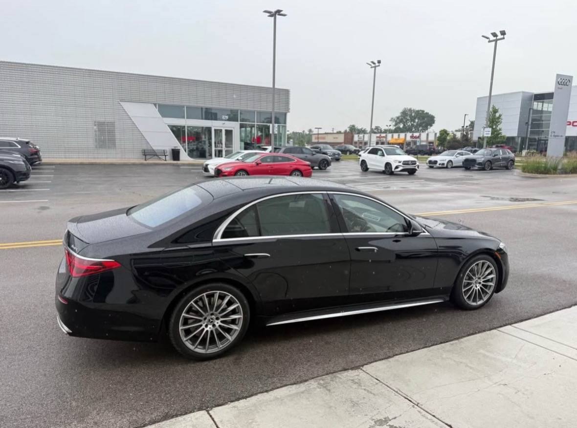 2022 Mercedes-Benz S-Class • S 580