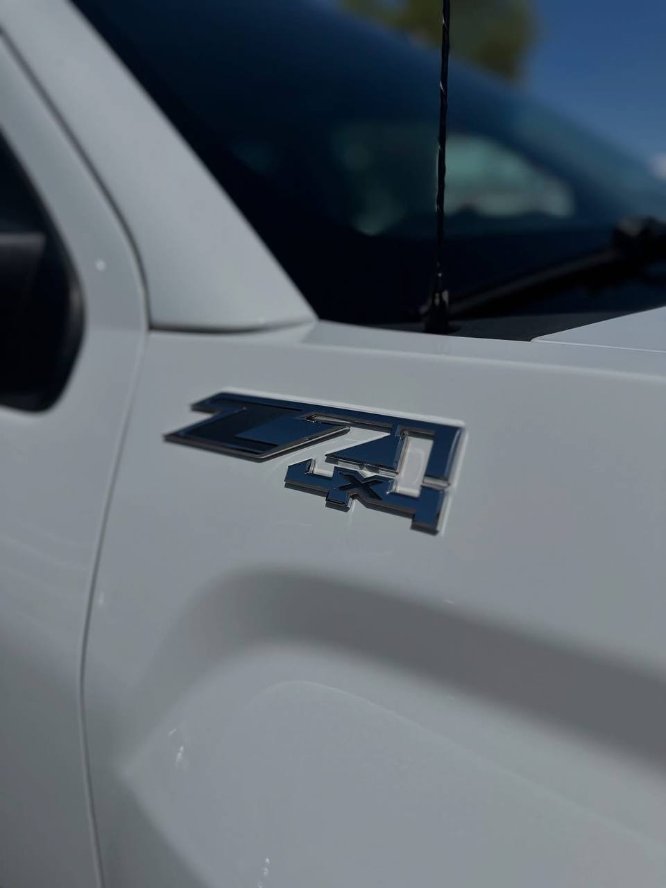 2018 GMC Sierra 1500 Crew Cab SLT  V8, 5.3L – 4×4