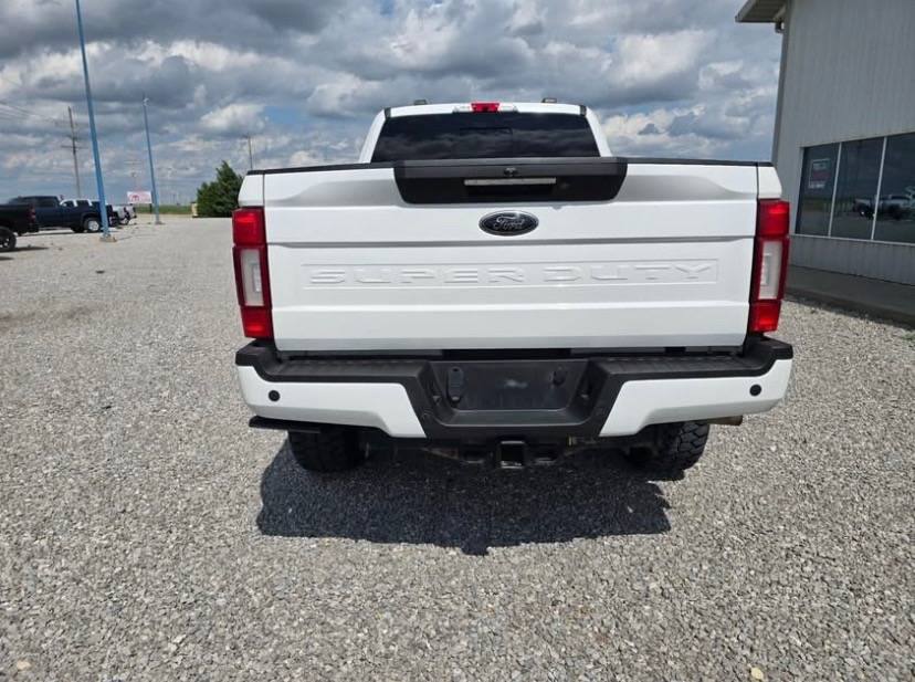 2021 Ford F-250 Super Duty LariatUltimate Tremor 4X4