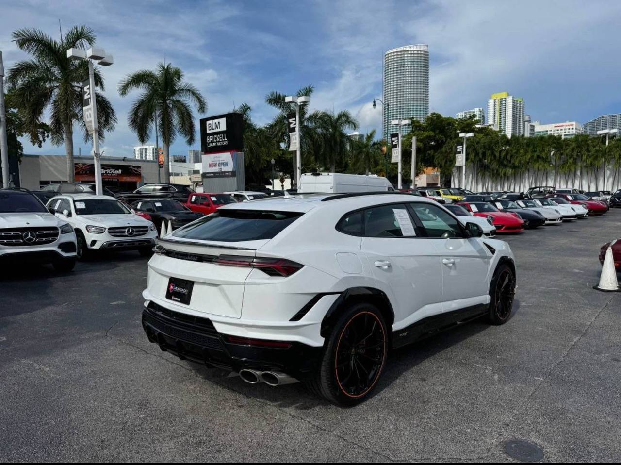 2023 Lamborghini Urus • S