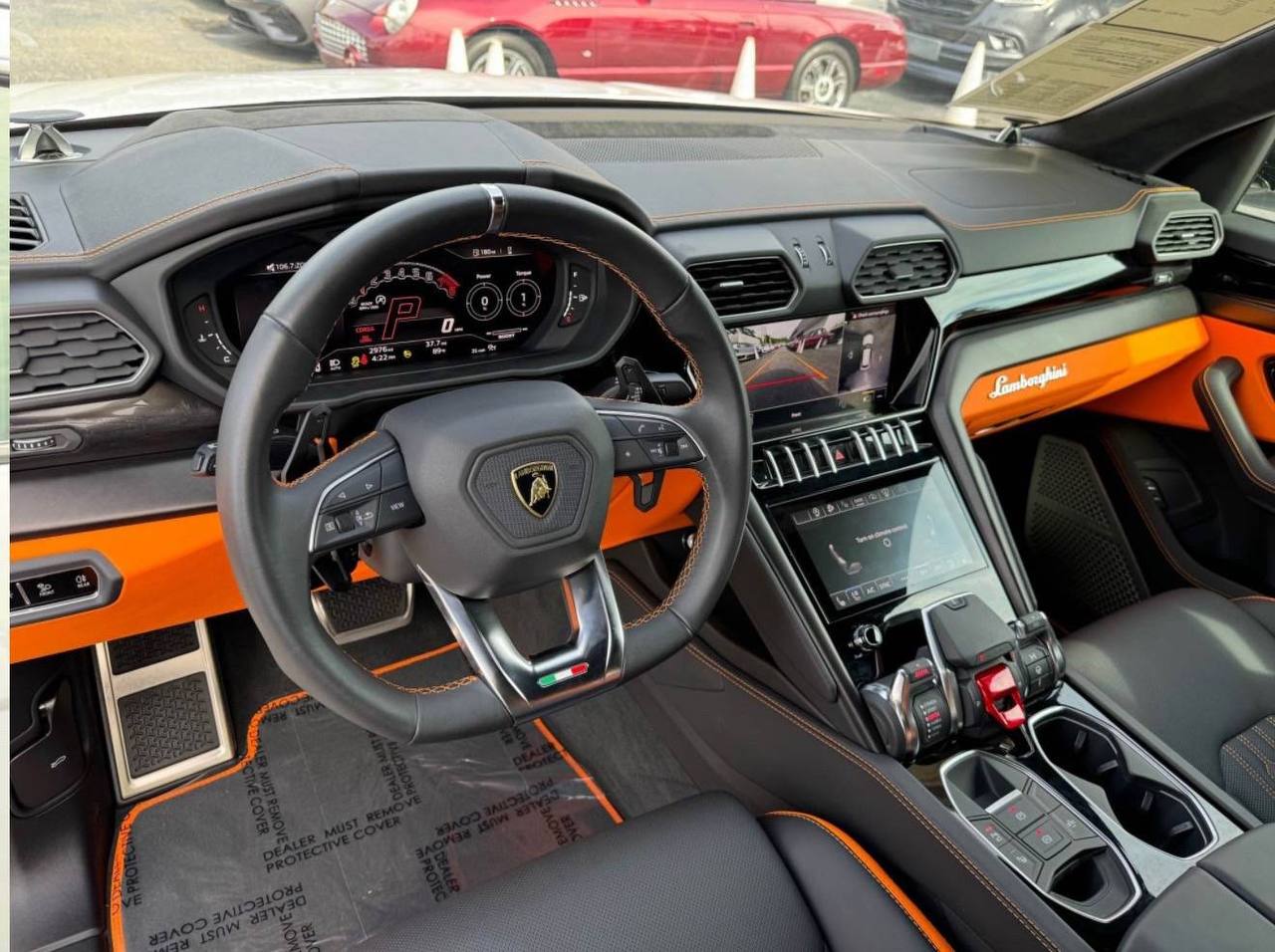 2023 Lamborghini Urus • S