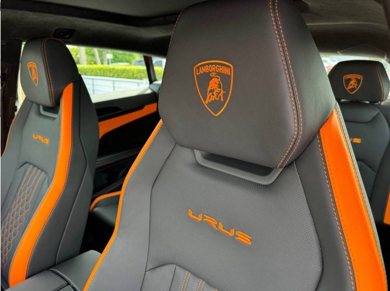 2023 Lamborghini Urus • S