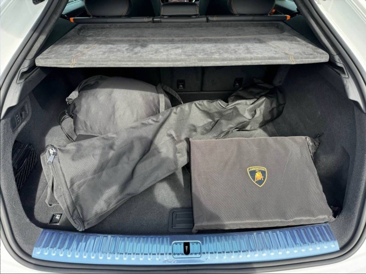 2023 Lamborghini Urus • S